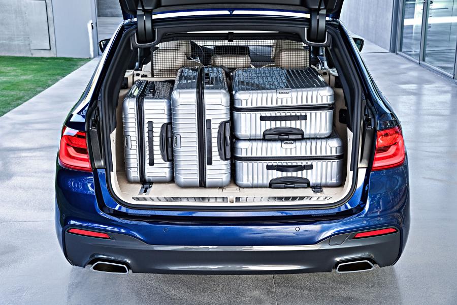 Багажник BMW 530d xDrive Touring M Sport 2017 года  (WW) (фото 55 из 78)